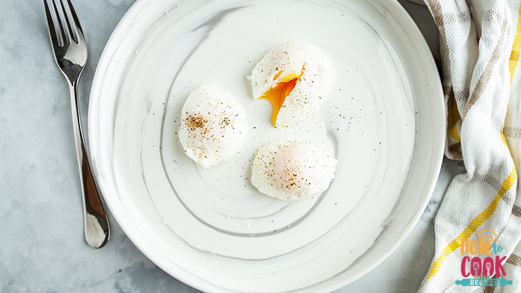 Homemade poached egg recipe