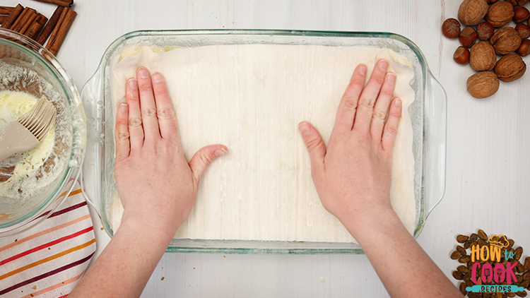 What is traditional baklava made of